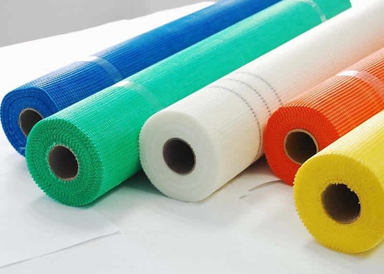 145g 4*4 / 5*5mm Fiberglass Mesh Fabric High Tensile Strength