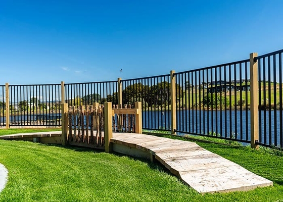 Zinc Steel Courtyard Block Building Wrought Iron Picket Fence High Strength